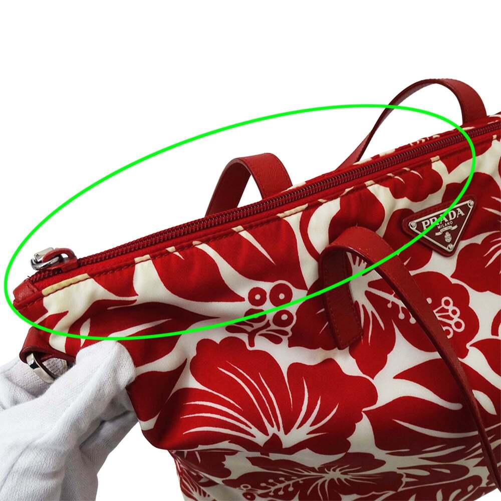 PRADA Red Shoulder Bag - Picture 7 of 15